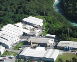 TKK életéből - a gyár környéke bizonyítja a környezetvédelemmel kapcsolatban az elhivatottságát.